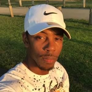 Meet your Posher, Sammie